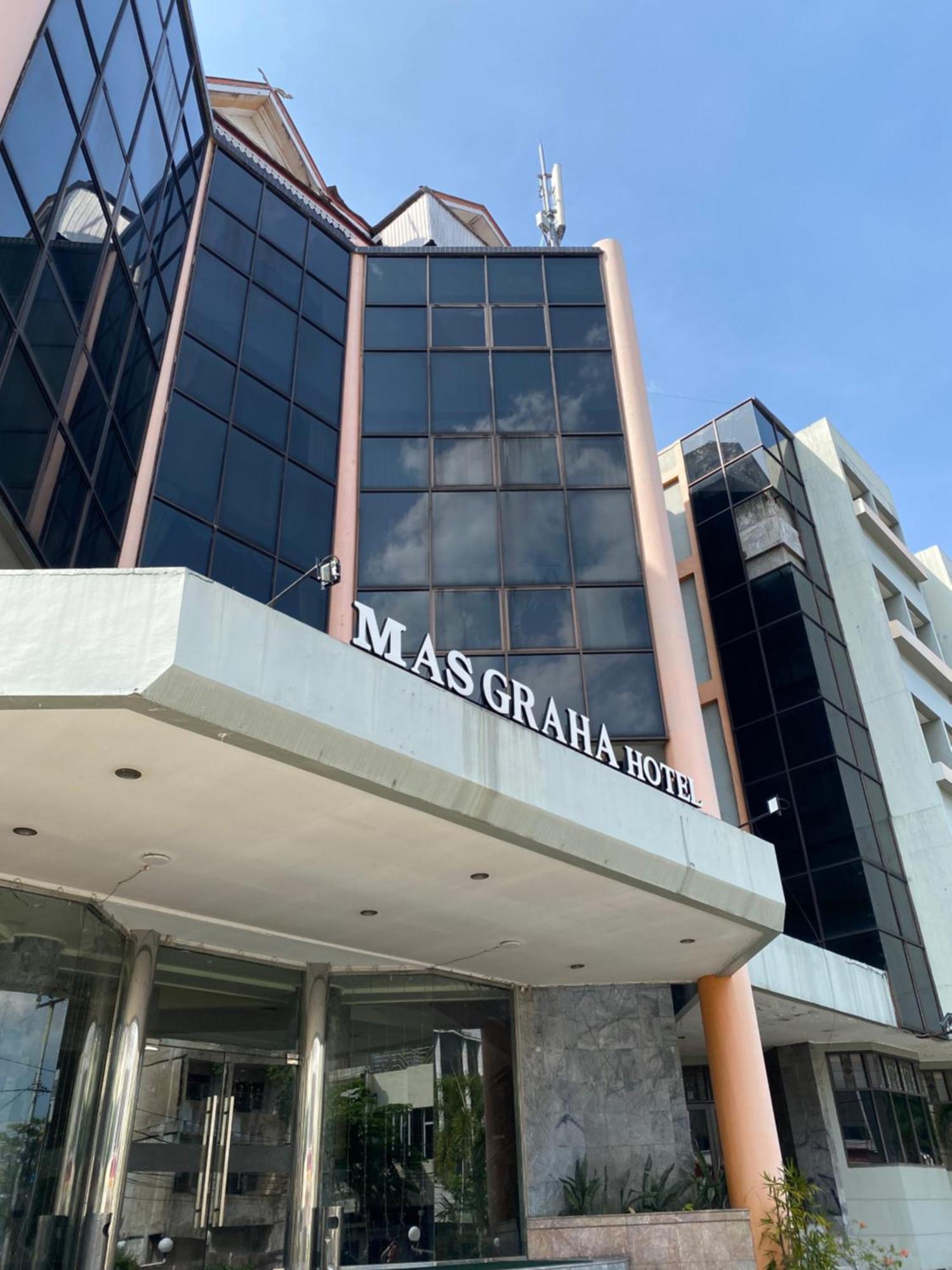 Mas Graha Hotel Pekanbaru Kültér fotó